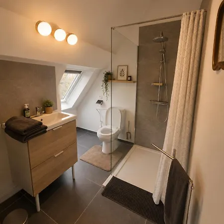 Daire Les D'eva De Chievres